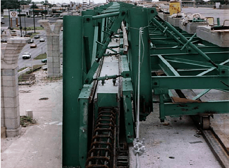 ROLLING BARRIER RAIL FORM